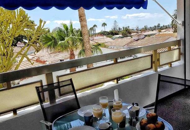 5 min walk from Yumbo 216 in Maspalomas