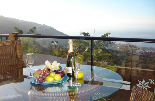 Apartment for 2 persons + 1 child approx. 45 qm in Icod de los Vinos, Tenerife (North coast of Tenerife) in Icod de los Vinos