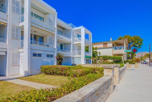 Beachfront Sivella 