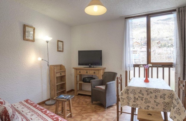 Charming Studio for 2 in Serre-Chevalier, Ski Storage & Parking in Saint-Chaffrey
