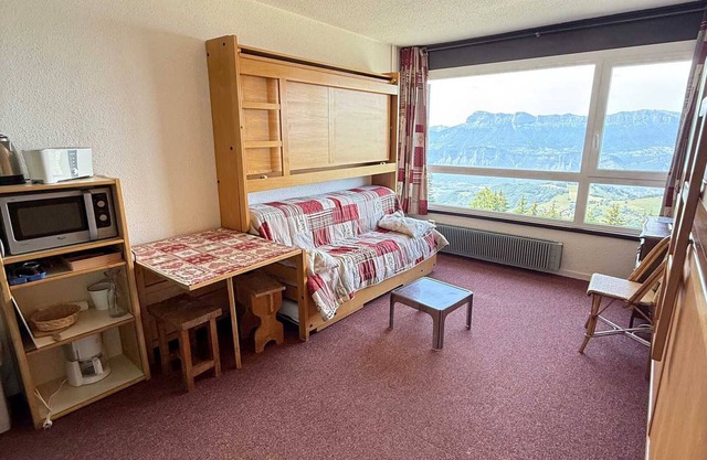 Studio for 3 at the foot of the slopes in Les Adrets-Prapoutel