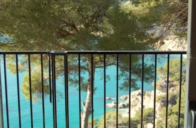 À La Mer Cala Llevado 