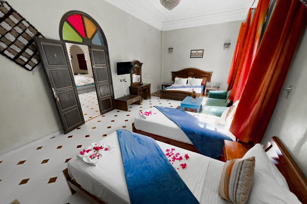 Sidi Abdallah Ghiat Hotel | Hotel Riad Qodwa