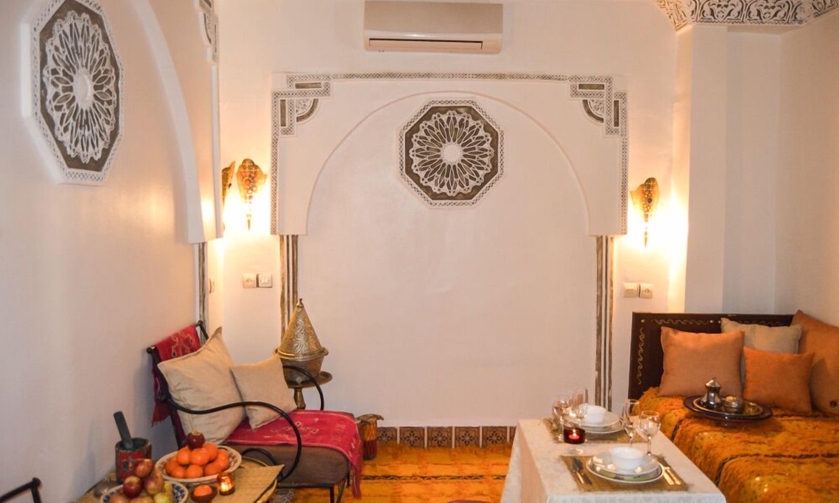 Hassilabied Hotel | Nasser Palace Hôtel & Bivouacs