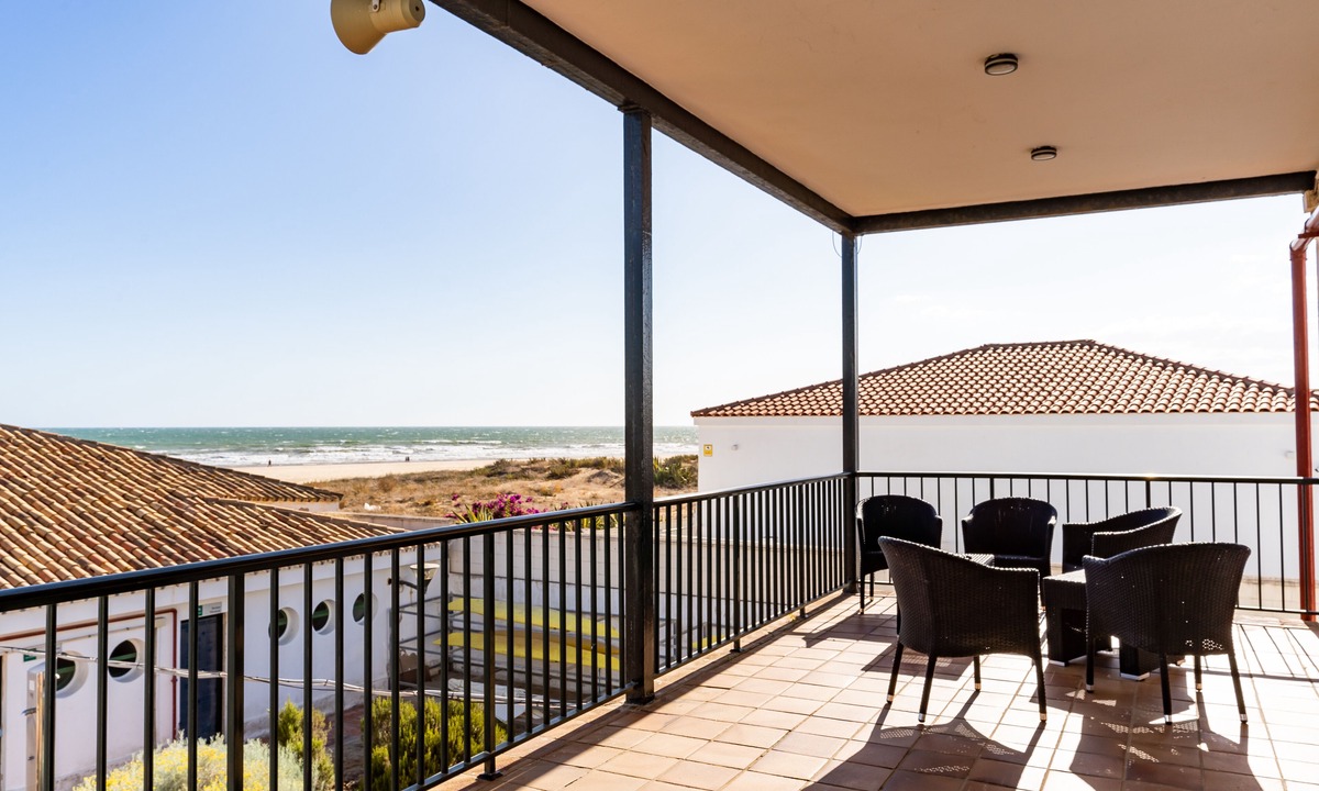 Punta Umbria Hostel | Albergue Inturjoven Punta Umbria - Hostel