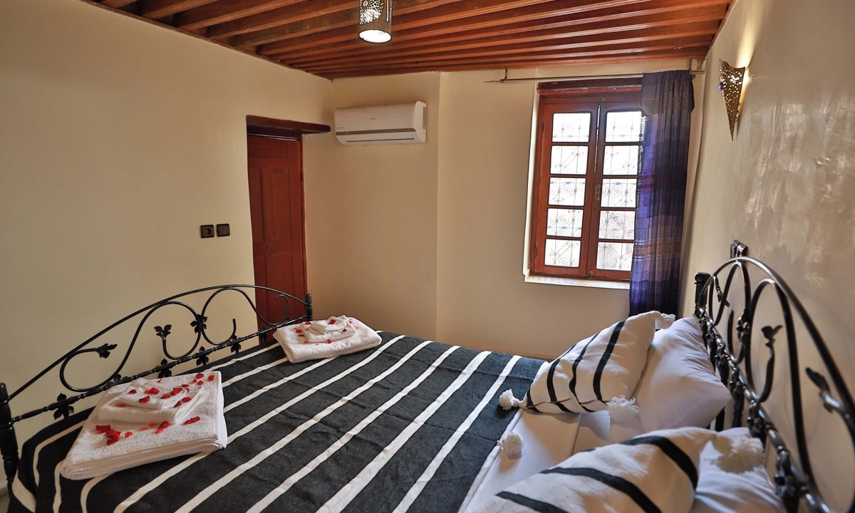 Ain Azlitan House | riad dar jeanne