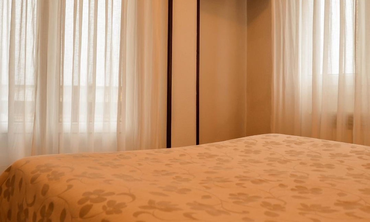 Ferrera Hotel | Cabeza