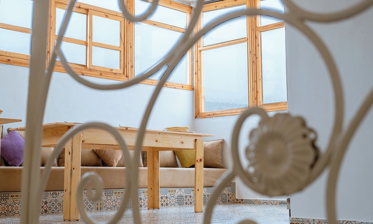 Taddart Hotel | Roots Surf House