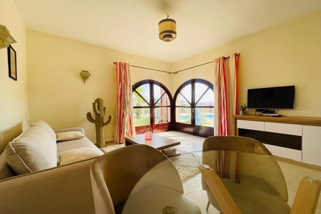 Ounagha Villa | Villa Dar Yobedi in Essaouira, swimming pool, hammam, ideal for families & groups
