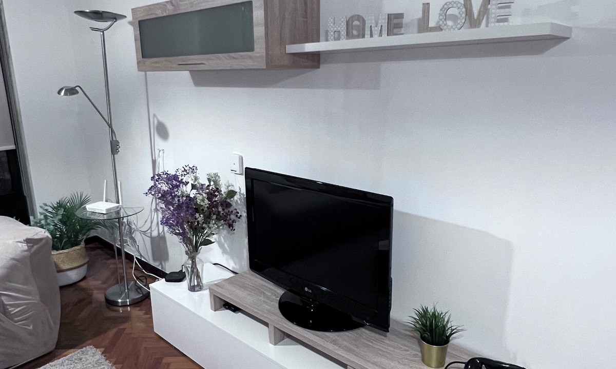 Cambre Apartment | Cozy apartment close to the beach and just 7 minutes from the city of A Coruña.