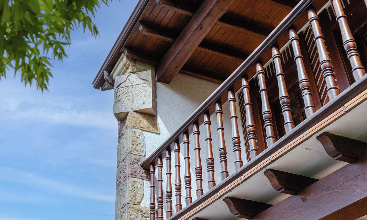 El Astillero House | Vacation Home "Casa Montañesa" with 2 Private Terraces, Balcony & Wi-Fi