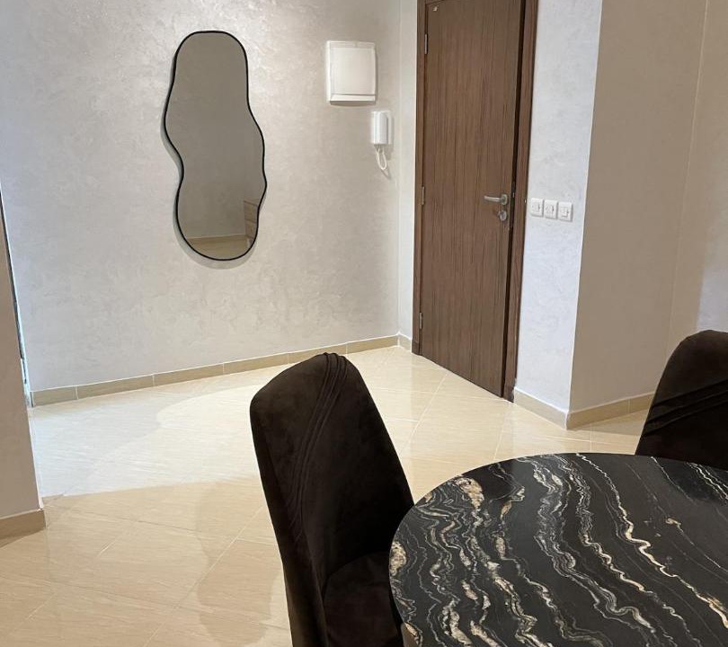 Gueznaia Apartment | Cozy Modern 2BR Close to Airport, Beach w Wi-Fi
