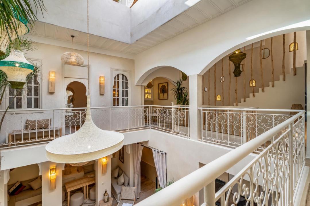Mouassine Villa | Riad privé Kaolane, piscine, petit-déjeuners, 5min Jemaa el-Fna