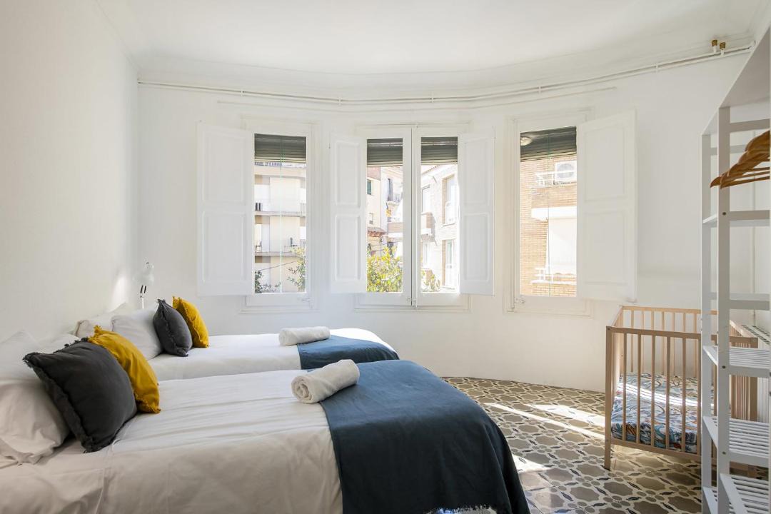 Eixample Apartment | Cycle haven apt in Girona center