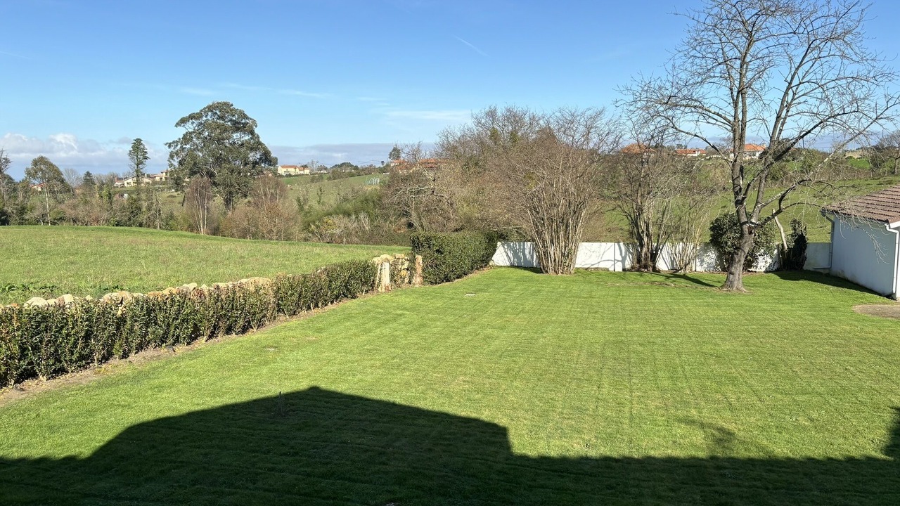 Photo of Outdoor in Quintueles