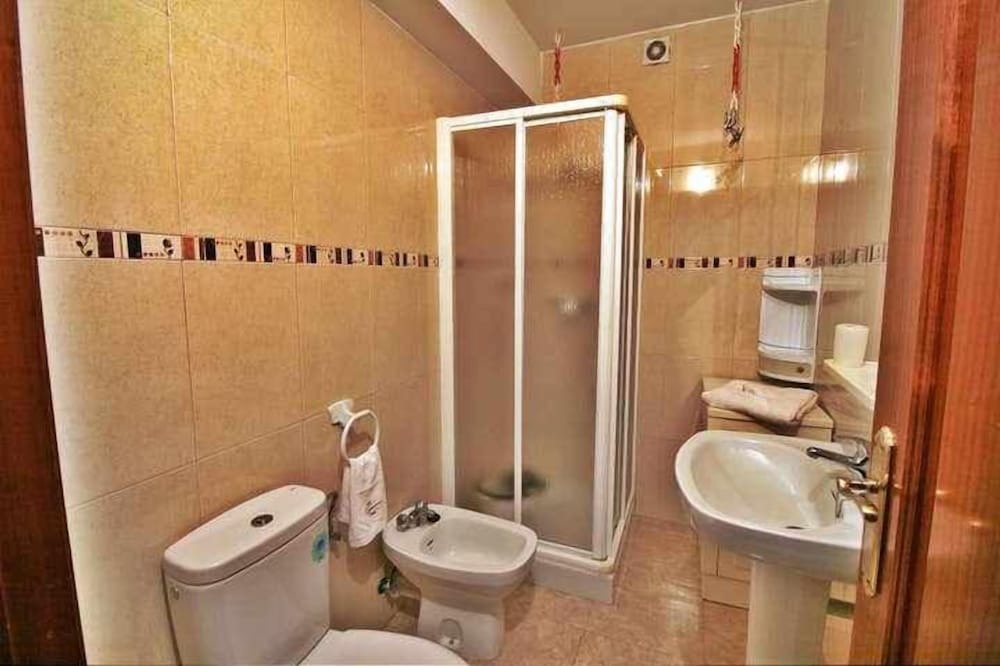 Photo of Bathroom in Neano