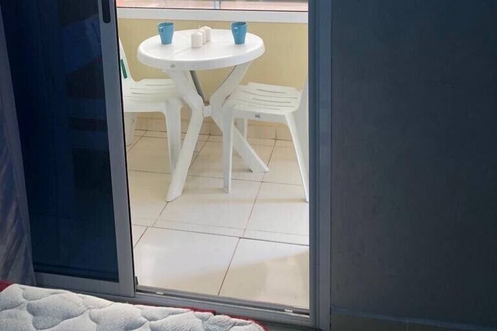 Photo of Patio Balcony in Haut Founty