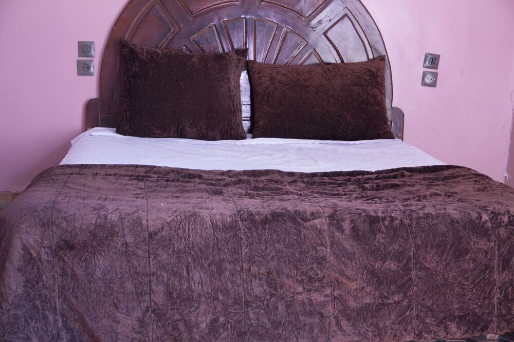 Photo of Bedroom in Ain Azlitan
