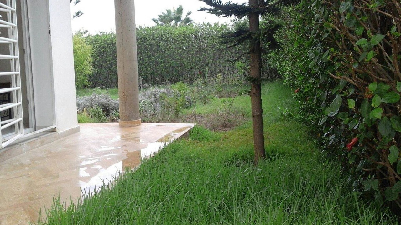 Photo of Outdoor in Founty