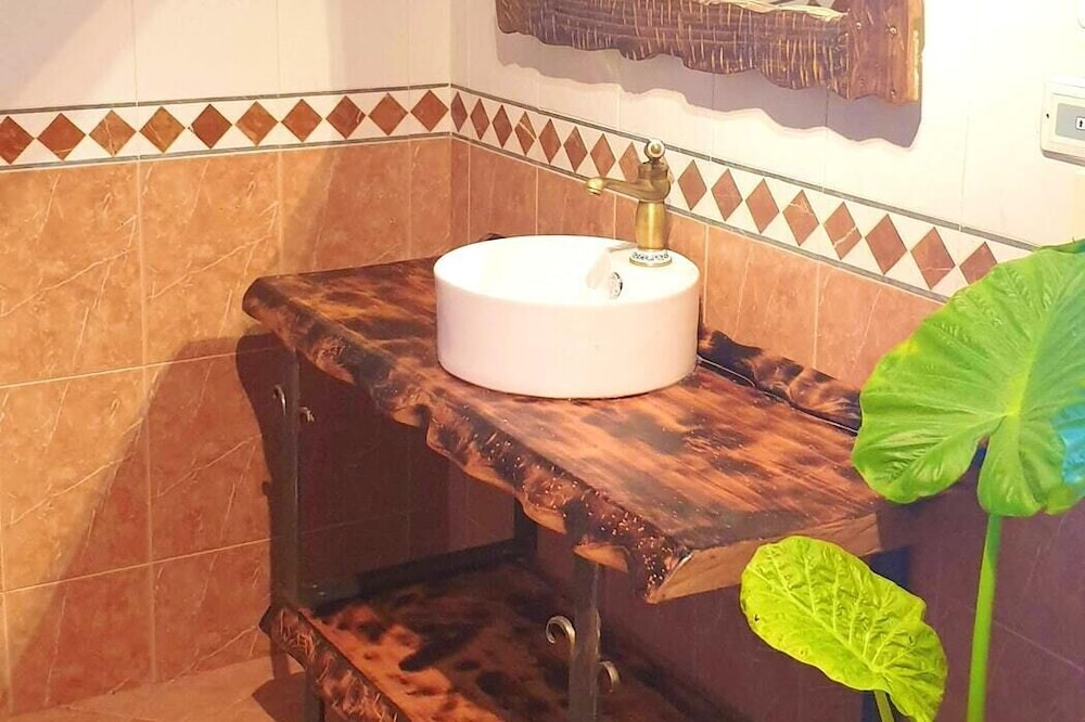 Photo of Bathroom in La Puebla de Castro