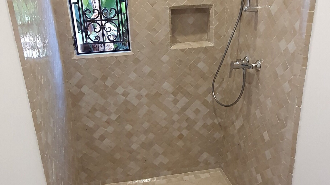 Photo of Bathroom in Cite Charaf