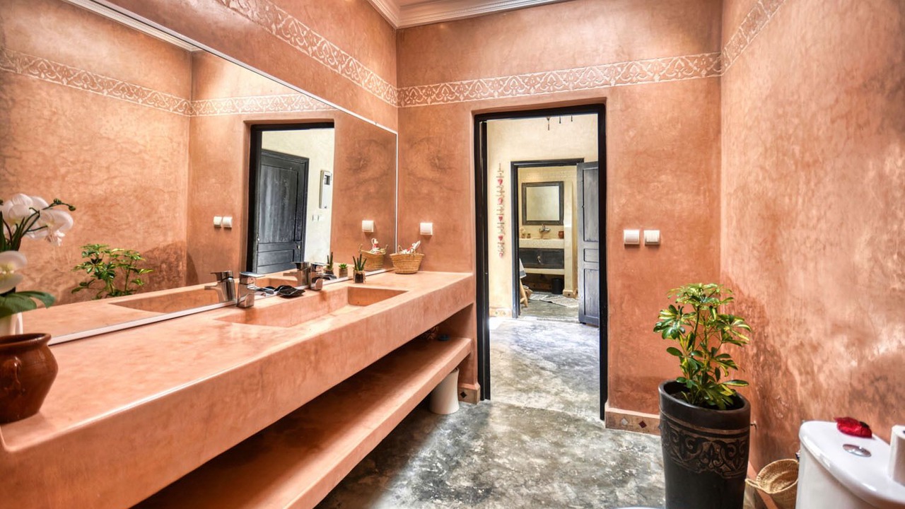 Photo of Bathroom in Tamrhakht