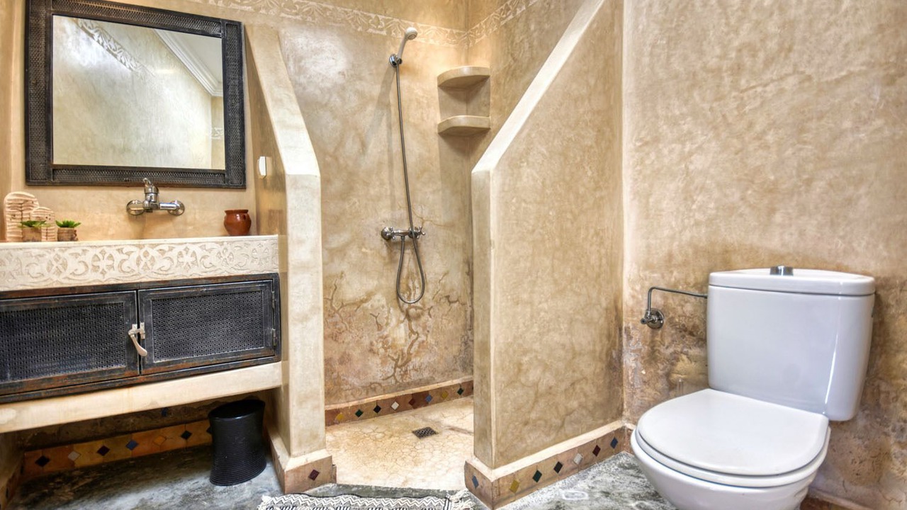 Photo of Bathroom in Tamrhakht