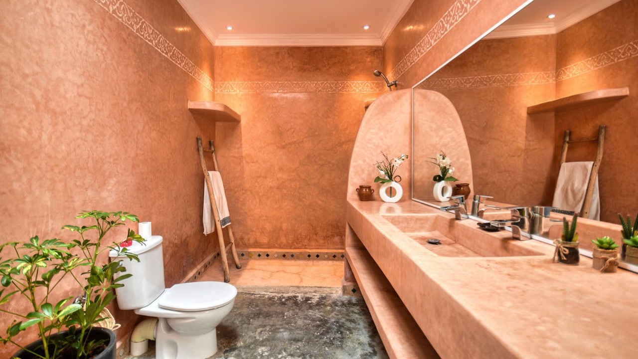 Photo of Bathroom in Tamrhakht