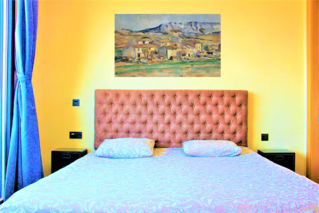 Photo of Bedroom in Founty