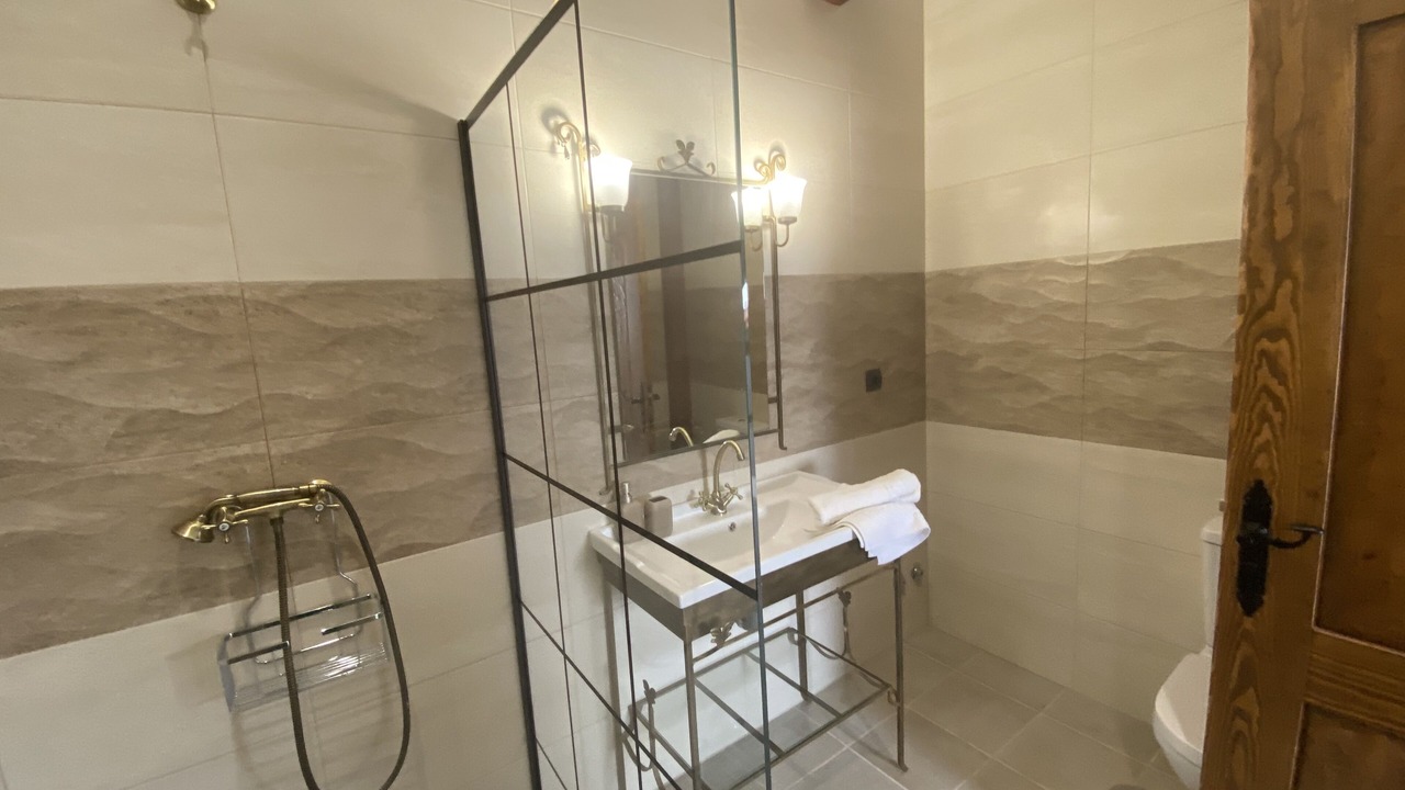 Photo of Bathroom in Lamadrid