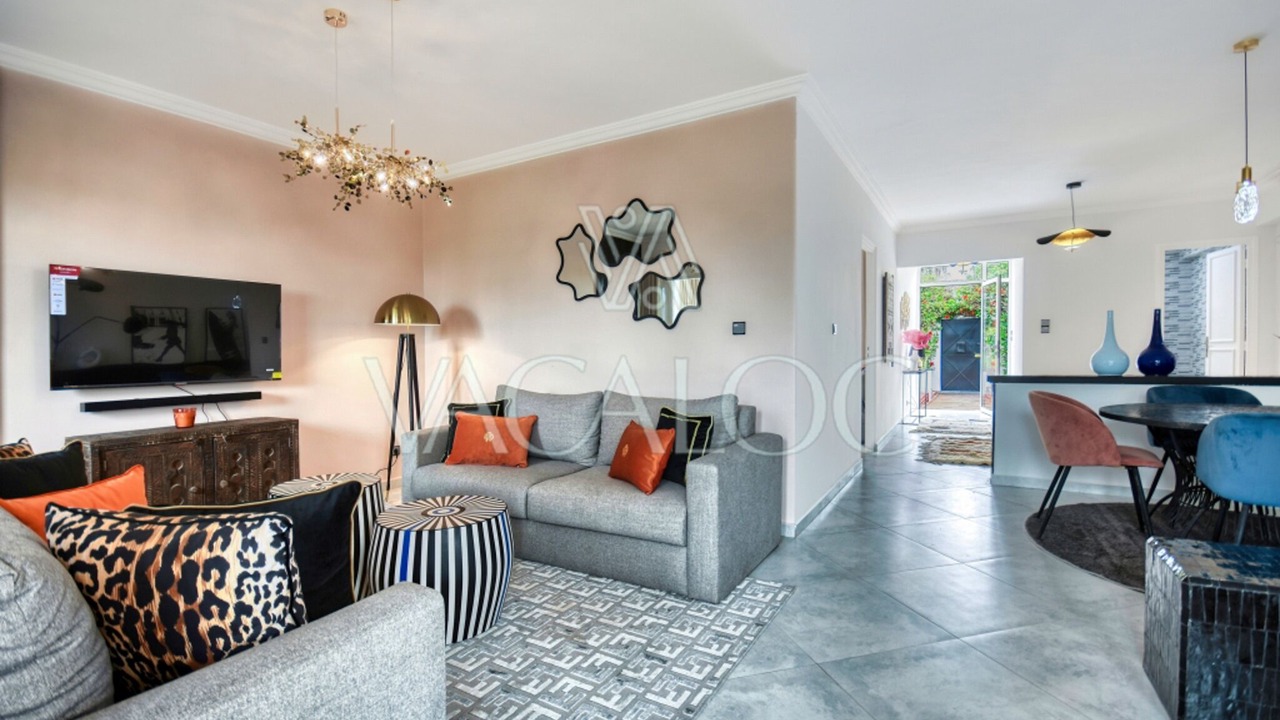 Photo of Livingroom in Swiss City