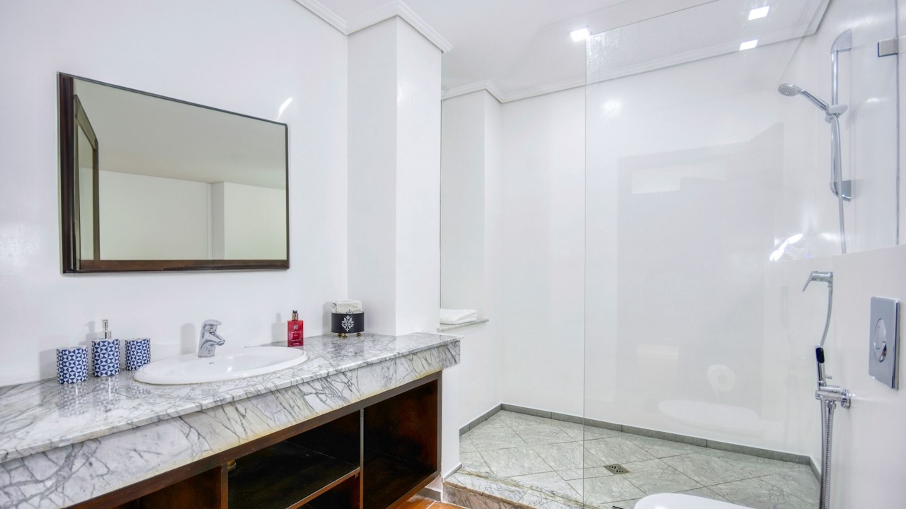 Photo of Bathroom in Secteur Touristique