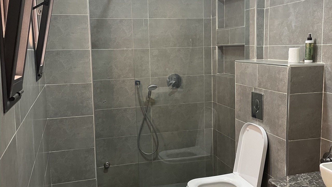 Photo of Bathroom in Deroua