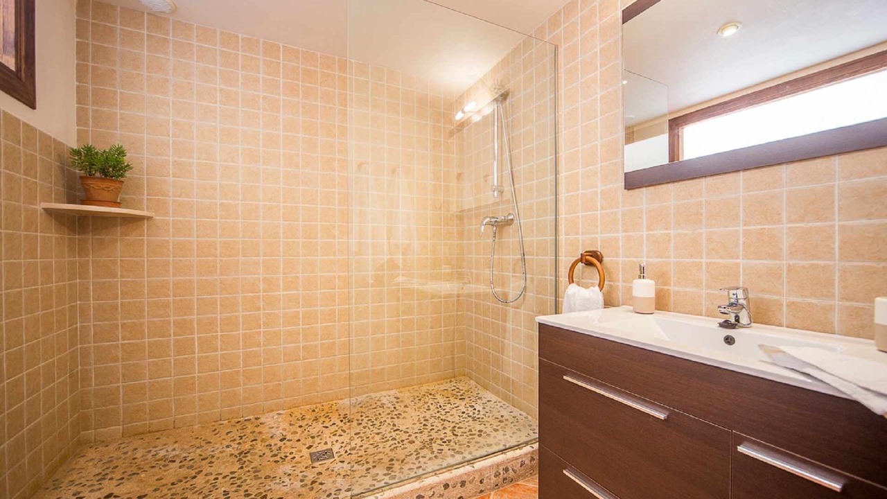 Photo of Bathroom in Algaida