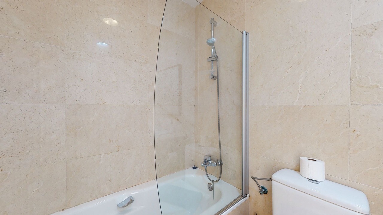 Photo of Bathroom in Roda