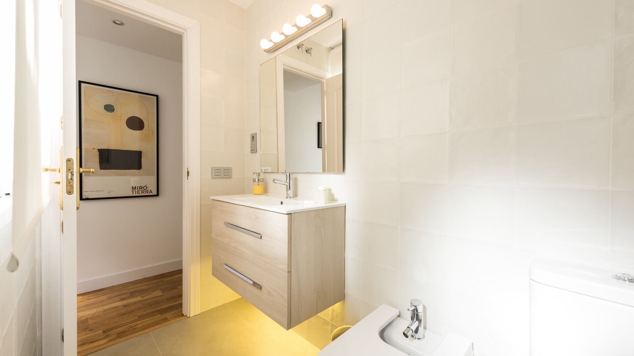 Photo of Bathroom in Embajadores