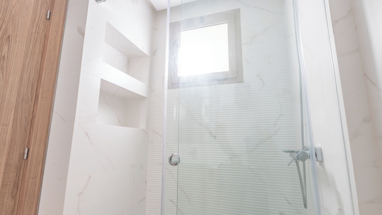 Photo of Bathroom in Secteur Touristique