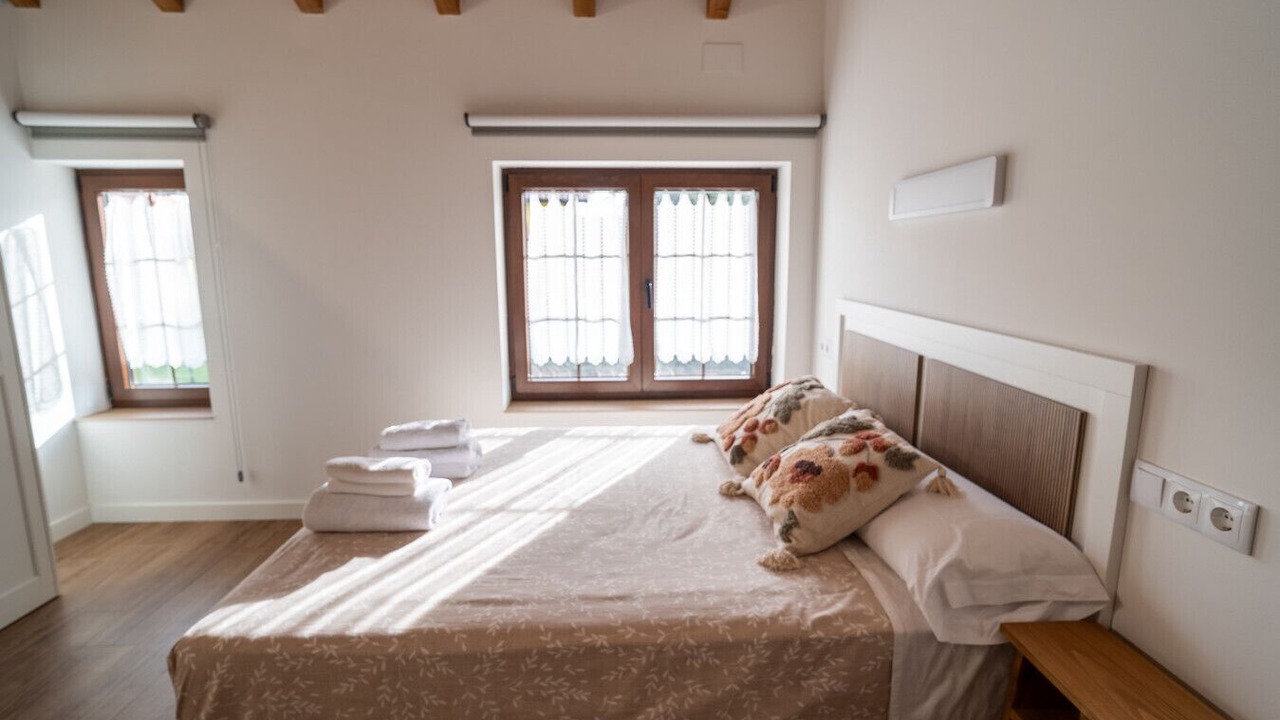 Photo of Bedroom in Albandi