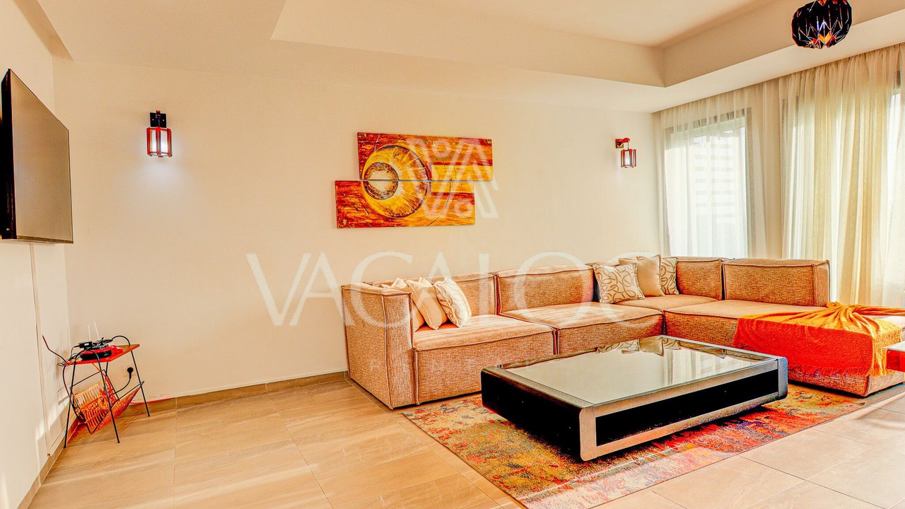 Photo of Livingroom in Tamrhakht