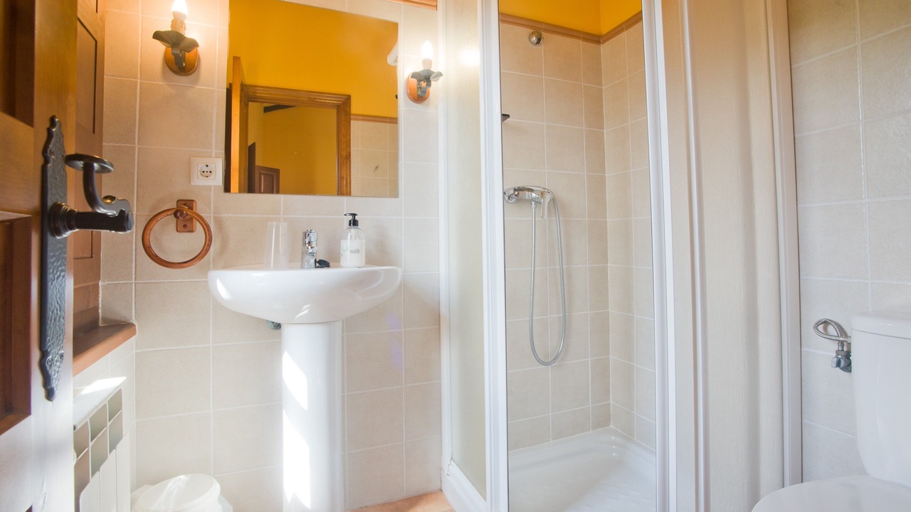 Photo of Bathroom in Torin