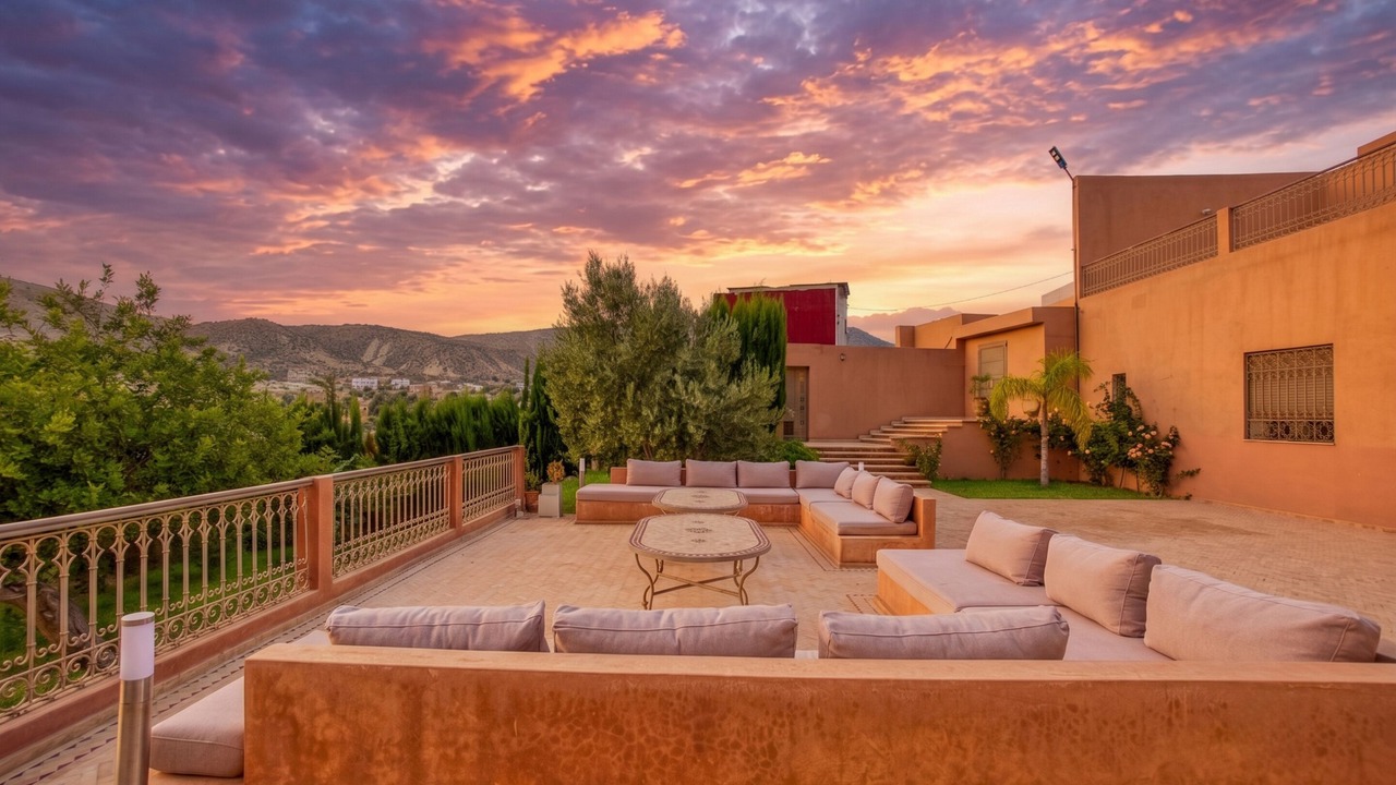 Photo of Patio Balcony in Haut Founty