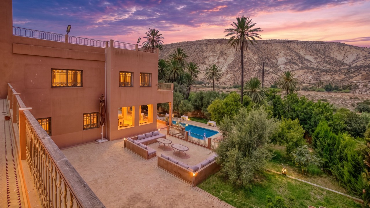 Photo of Patio Balcony in Haut Founty