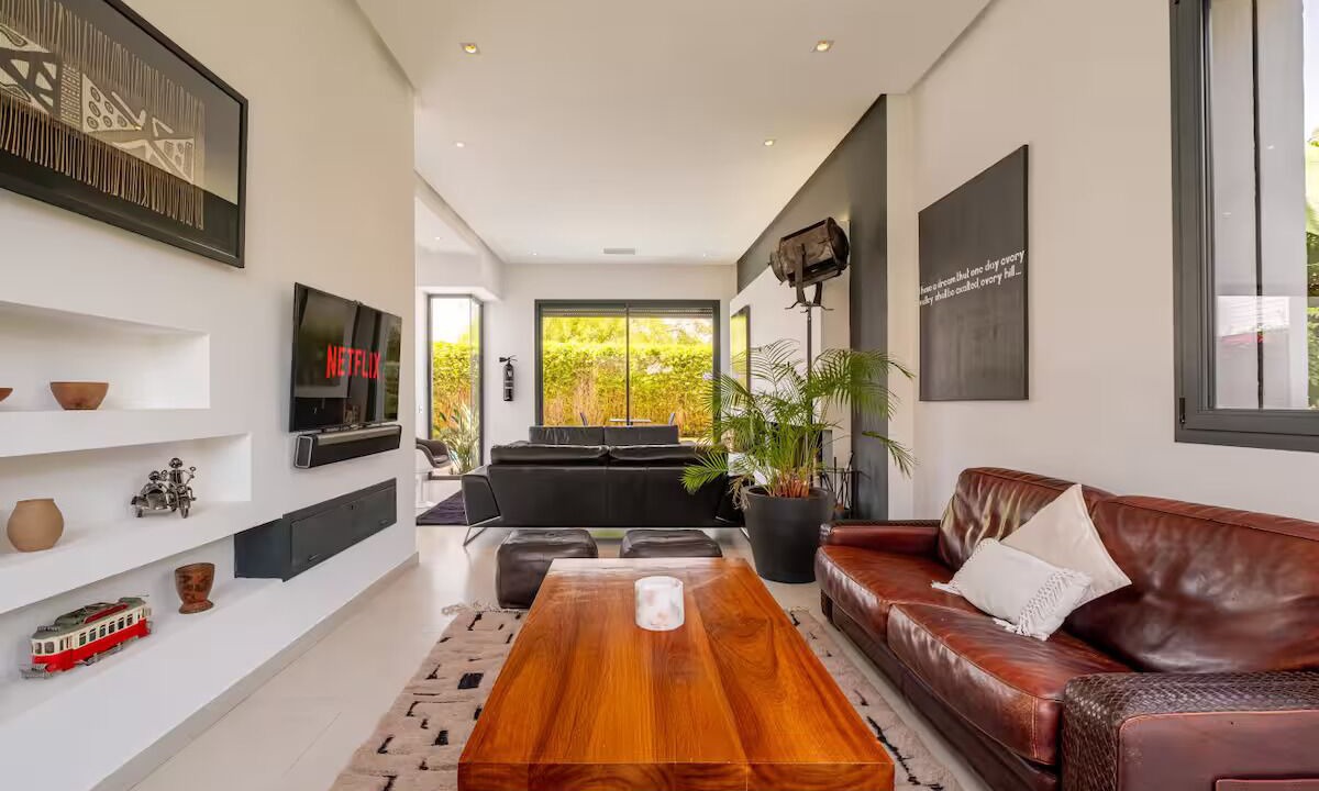 Photo of Livingroom in Tamrhakht
