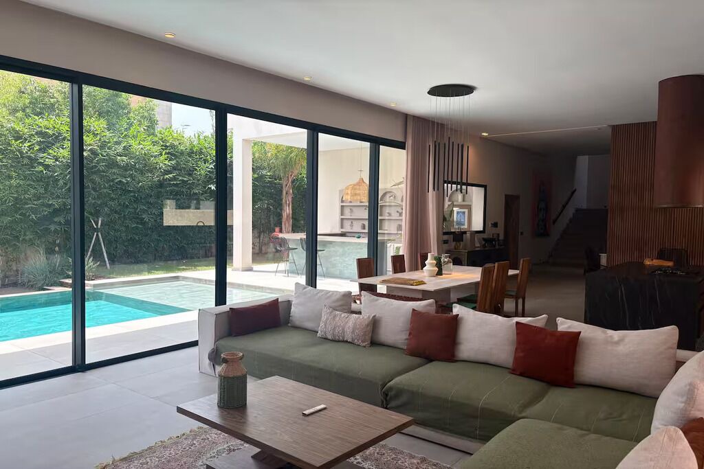 Photo of Livingroom in Tamrhakht