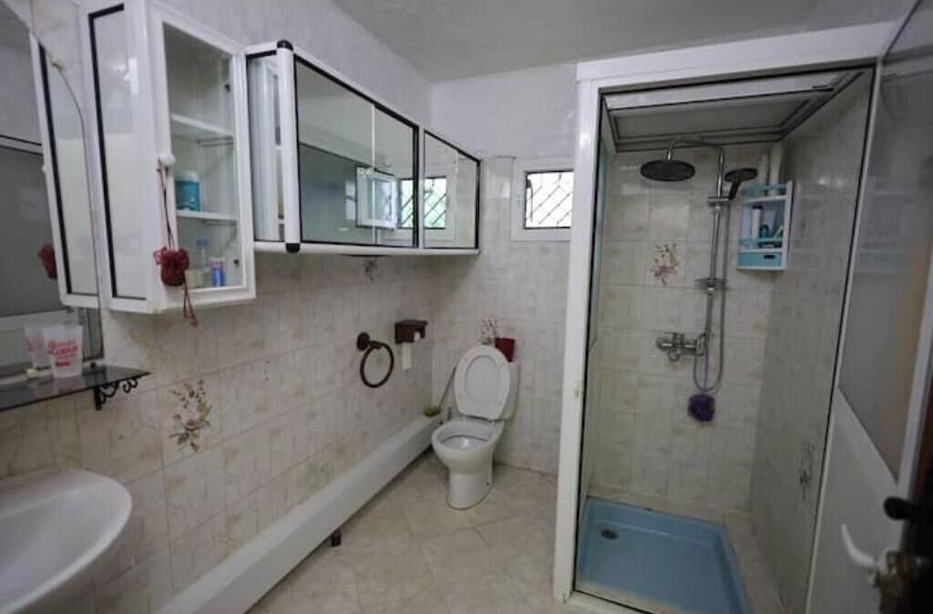 Photo of Bathroom in Miramar