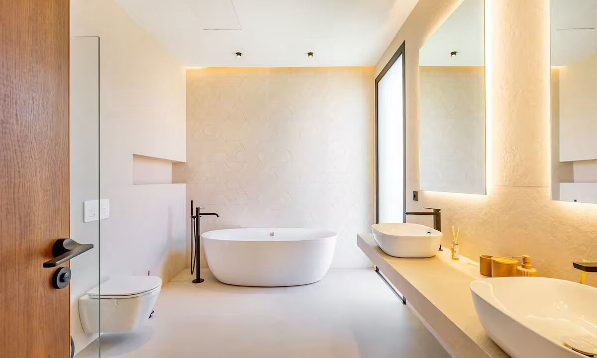 Photo of Bathroom in Tamrhakht