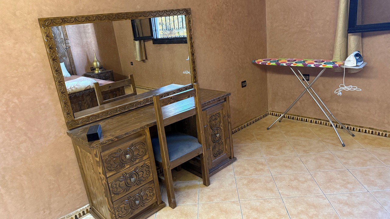 Photo of Bedroom in Cite Charaf