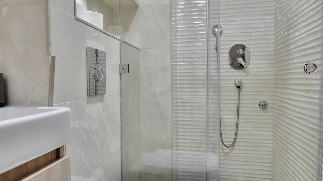 Photo of Bathroom in Targa