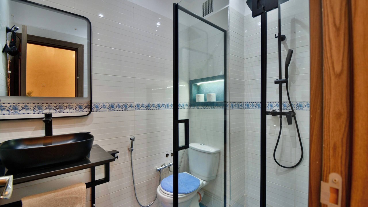 Photo of Bathroom in Targa