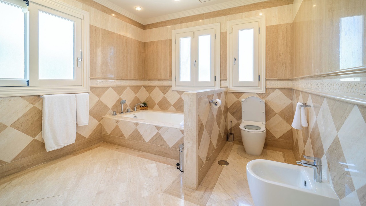 Photo of Bathroom in Golden Mile